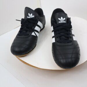 adidas Originals Taekwondo Lace Sneakers JS1193 Black. size us 9